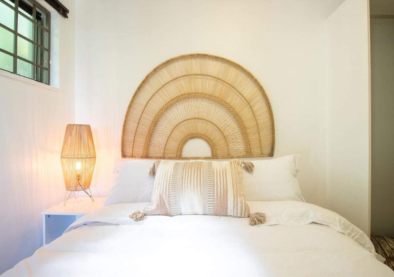 Cesars Cottage: Charming Sea Point Hideaway * Cape Town